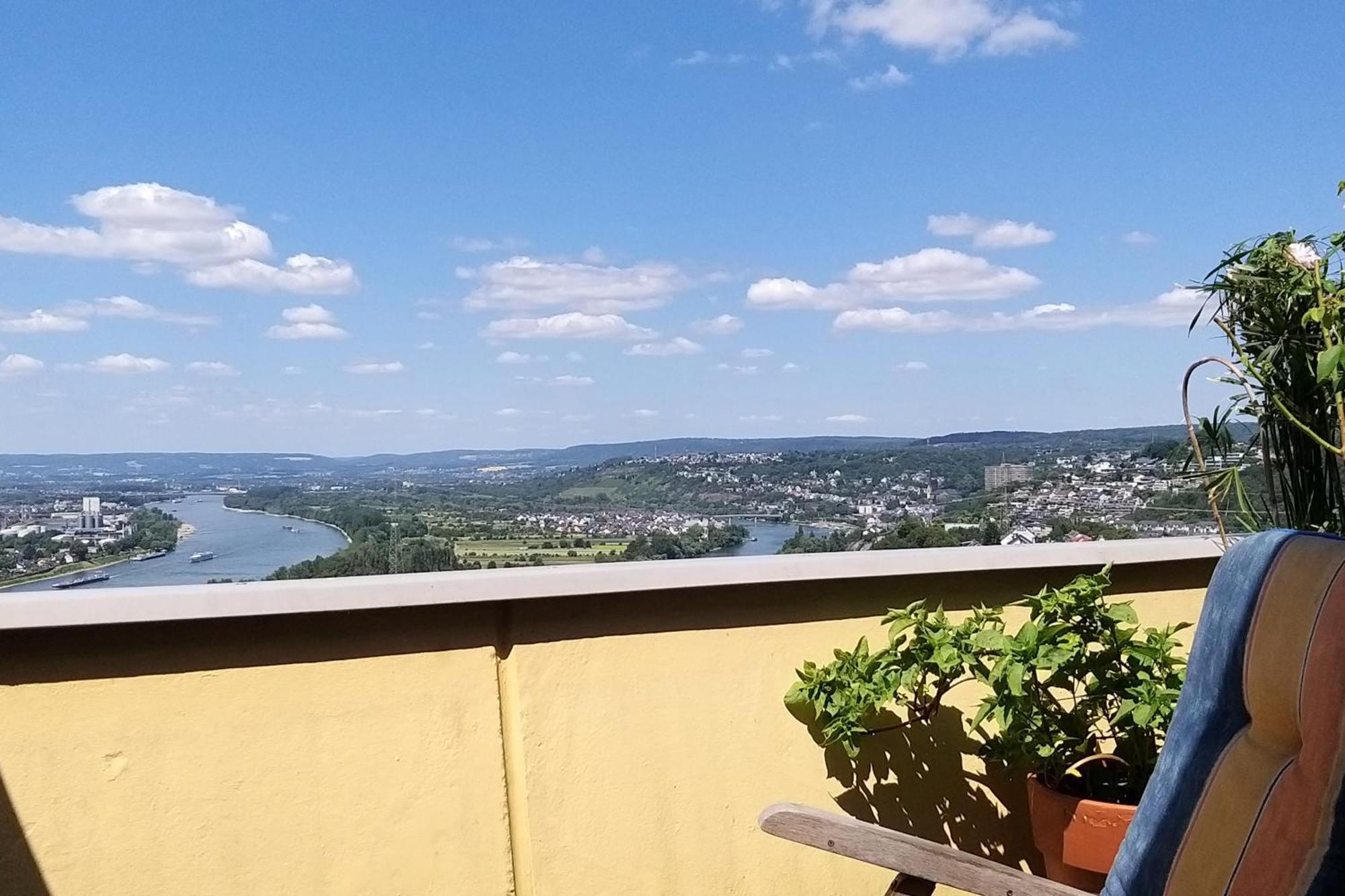 Rheinblick Am Rheinsteig Zur Festung Ehrenbreitstein Mit Balkon Und Sauna Urbar  Bagian luar foto
